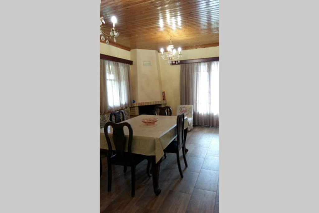 Traditional House With View Drymon Zewnętrze zdjęcie
